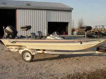 Buying Boat in Missouri