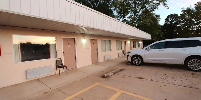 Stone Crest Motel