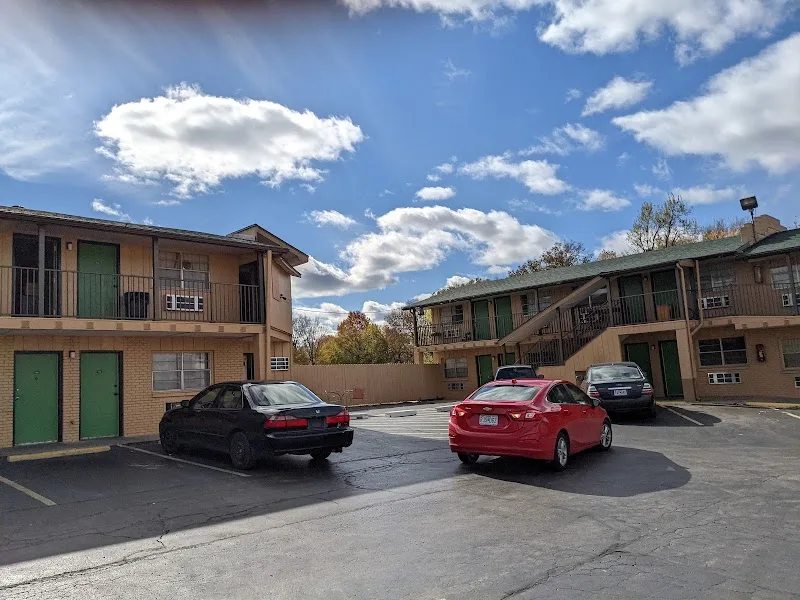 Glenstone Place: Extended Stay