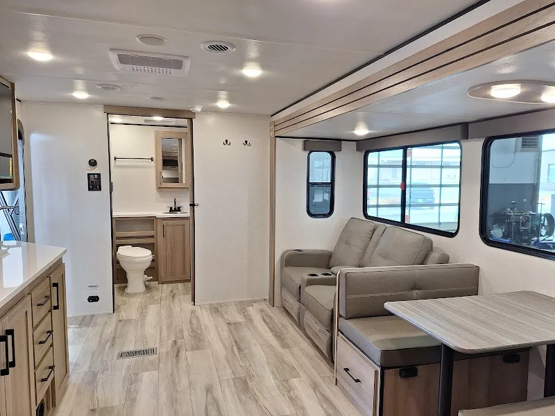 Camping World RV Service - Springfield
