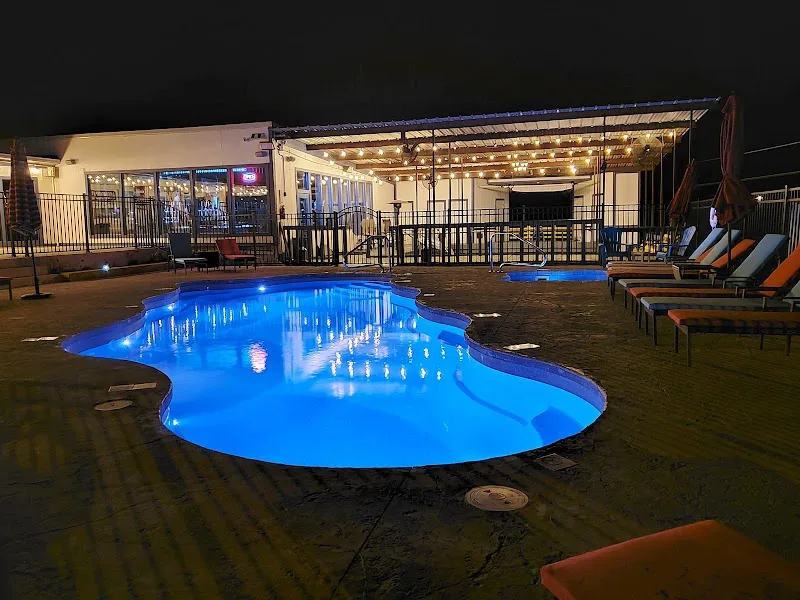 Lazy Dayz Resort