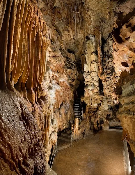 Bridal Cave & Thunder Mountain Park