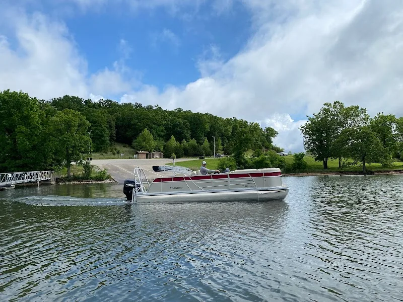 Lake of the Ozarks Boat Rentals @ Big Foot Boat Rentals