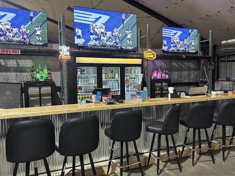 The Shop Sports Lounge @ Patriot Point Marina