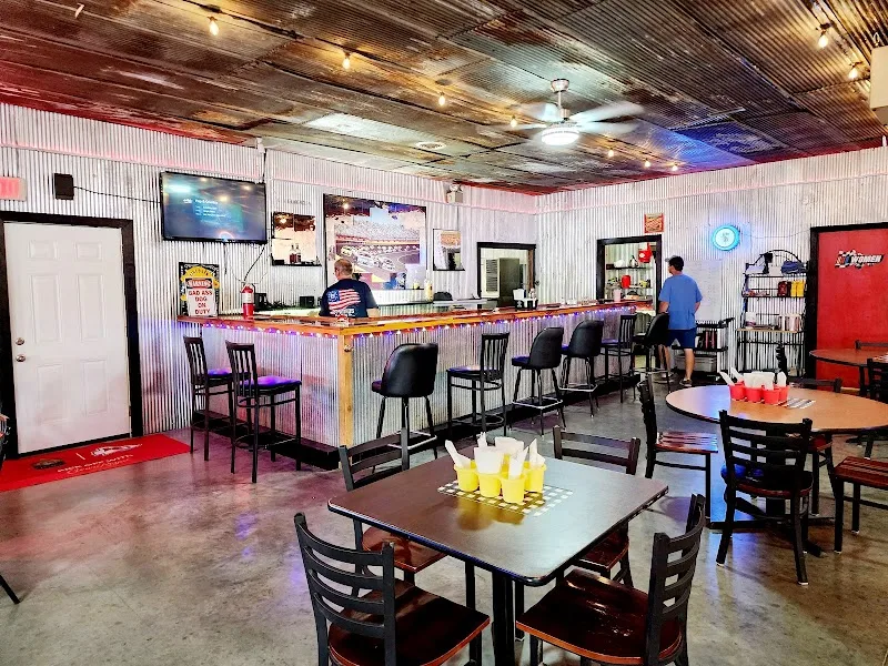 Turn 1 Bar and Grill