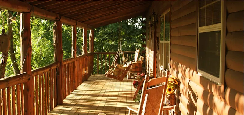 Crystal Cove Bed and Breakfast and Luxury Log Cabins