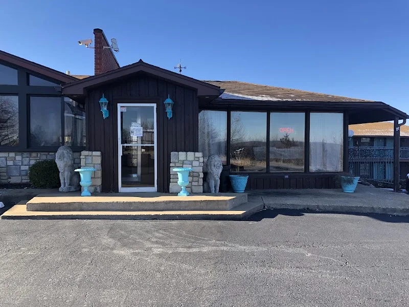 Lake Hills Motel