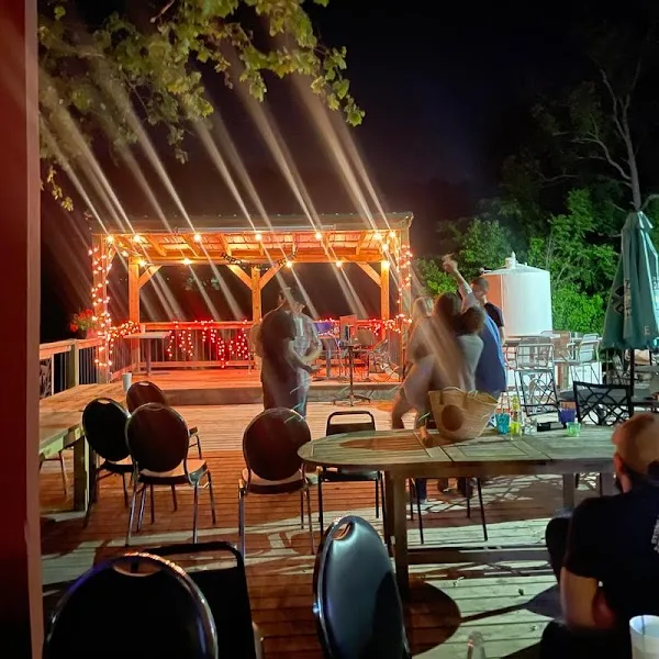 BuckNaked Restaurant, Bar & Marina