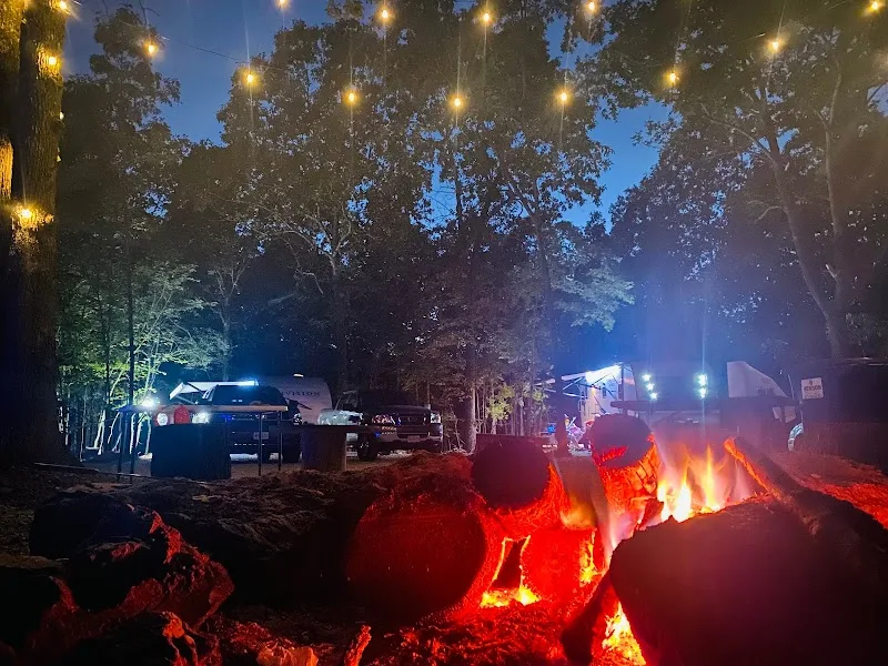2 Broke Girls Campground