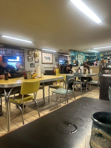 Dinner bell cafe
