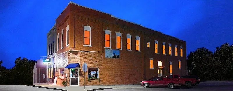 Square View Inn
