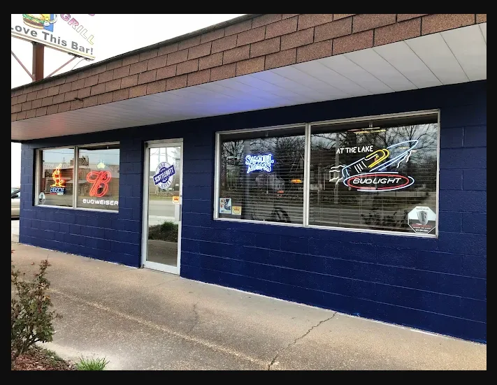 Scuttlebutt Bar and Grill