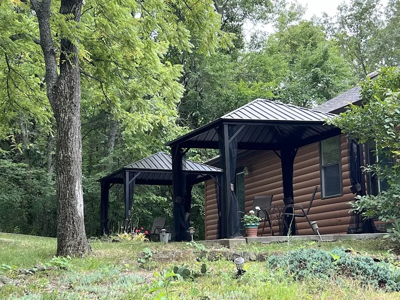 Walnut Waters Bed & Breakfast