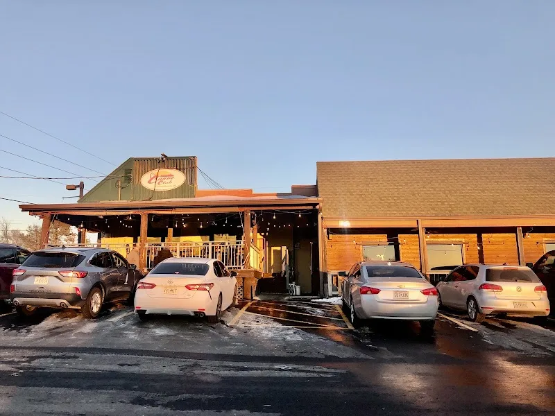 Canoe Club Restaurant