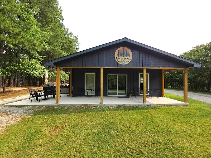 River Pines Retreat at Newland's Lodge