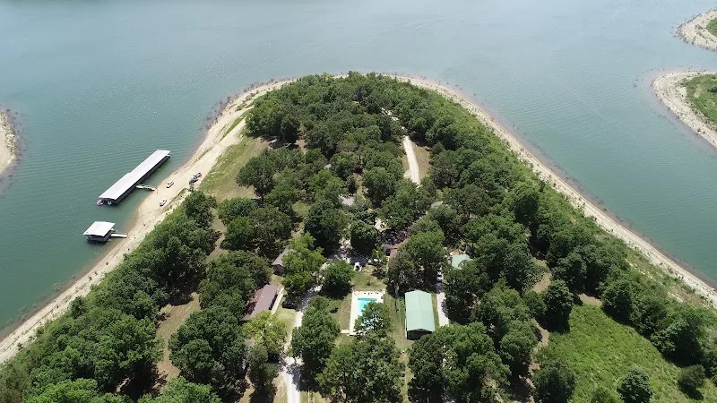 Pinders Resort