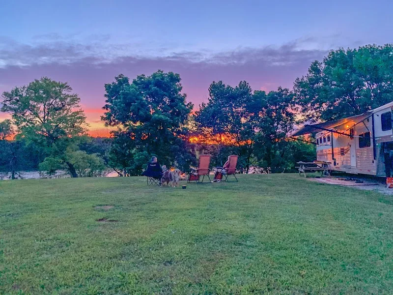 Denton Ferry RV Park & Cabin Rental