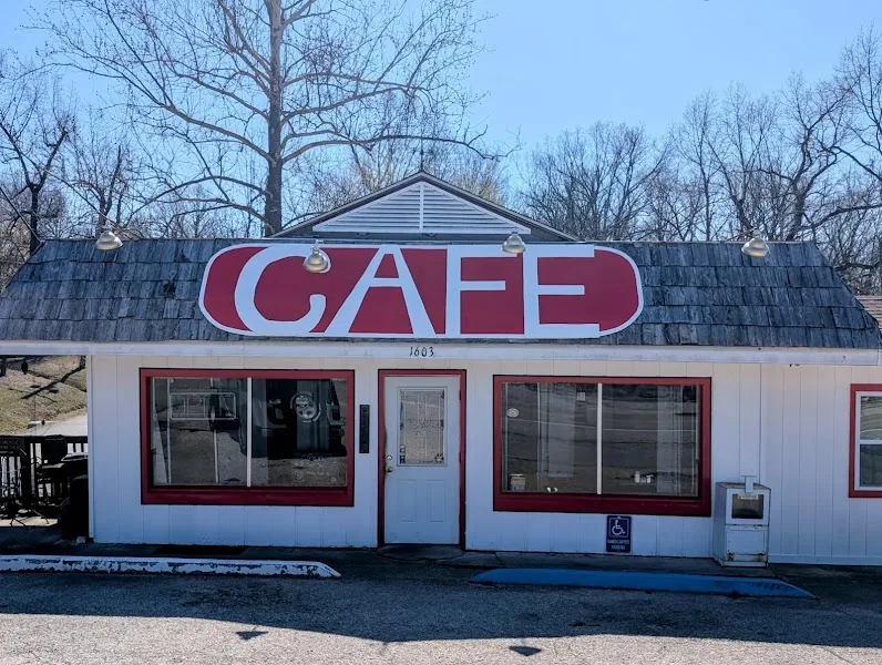 Connie's Cafe